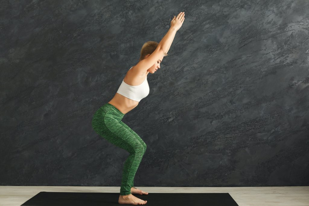 Exercícios isométricos yoga